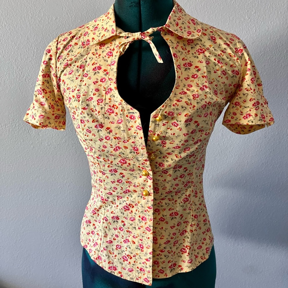 Vintage Style Yellow Floral Top